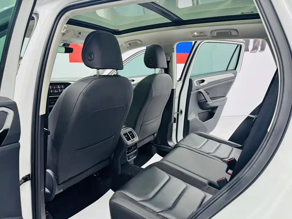 Volkswagen Tayron 2021 280TSI Luxury Smart Connect