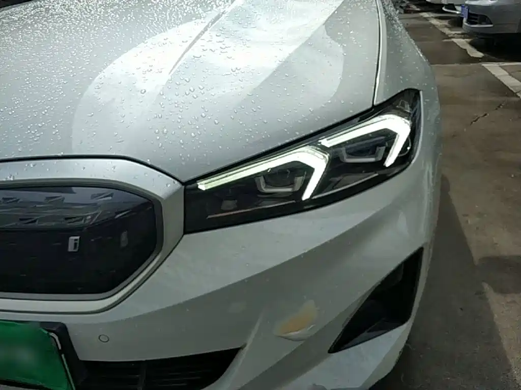 BMW i3 — миниатюра 24