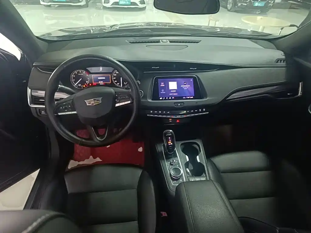 Cadillac XT4 — миниатюра 10