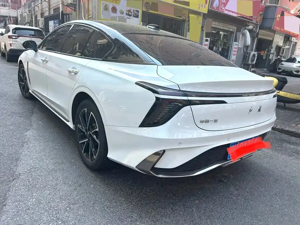 Hongqi Hongqi H6 — миниатюра 7