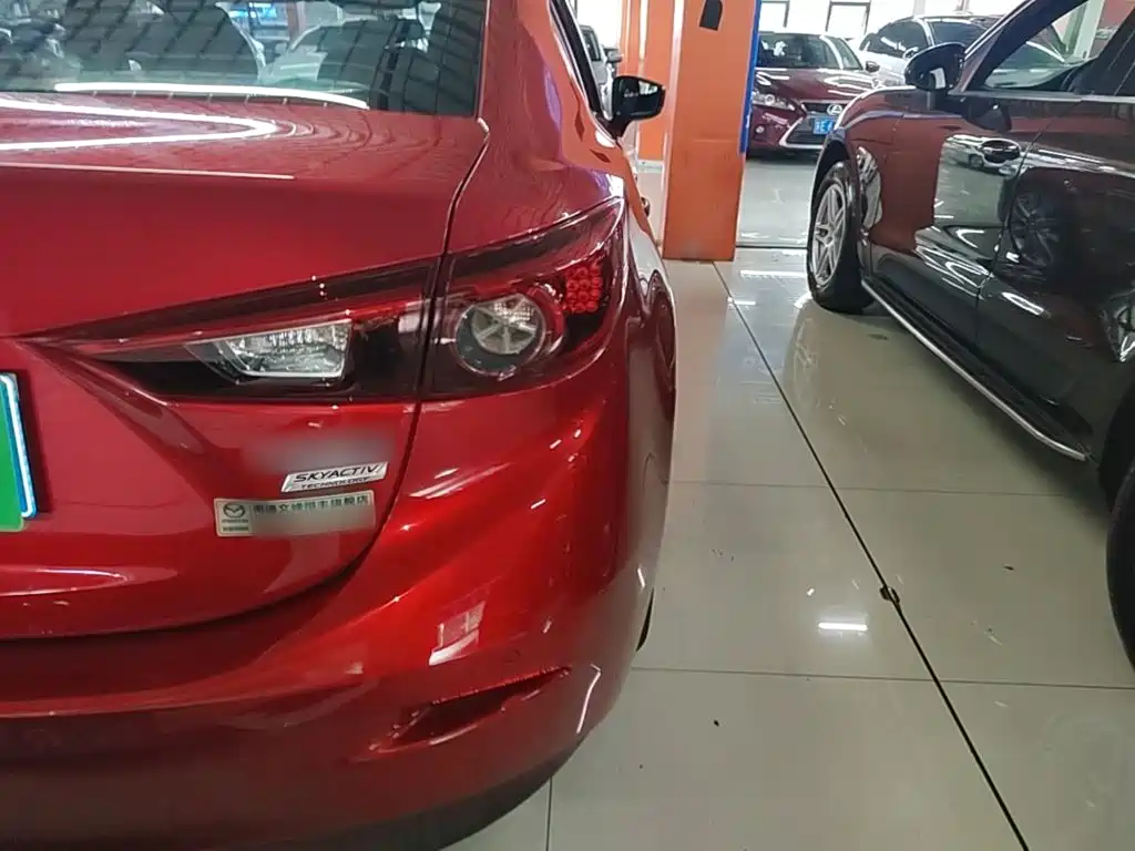 Mazda 3 Axela — миниатюра 8