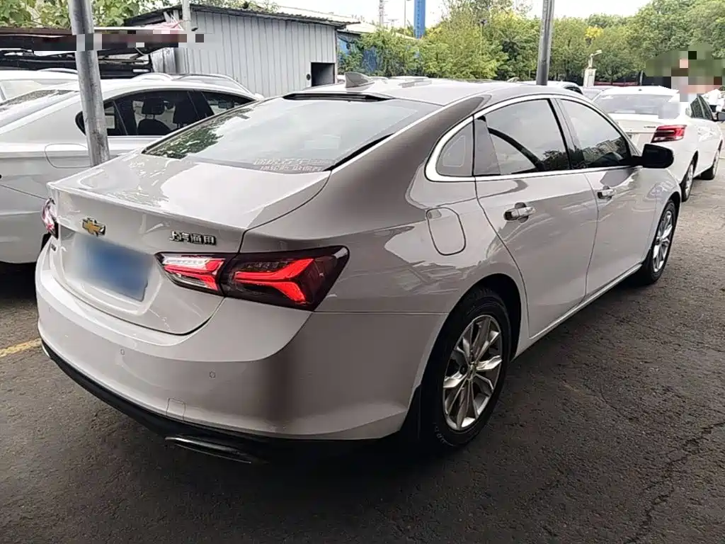 Chevrolet Malibu XL — миниатюра 7