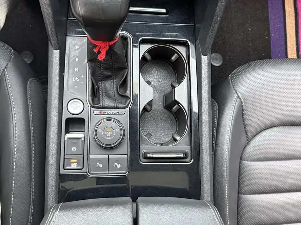 Volkswagen Teramont — миниатюра 18
