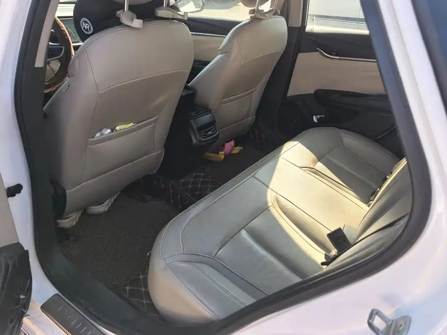 Buick Excelle — миниатюра 10