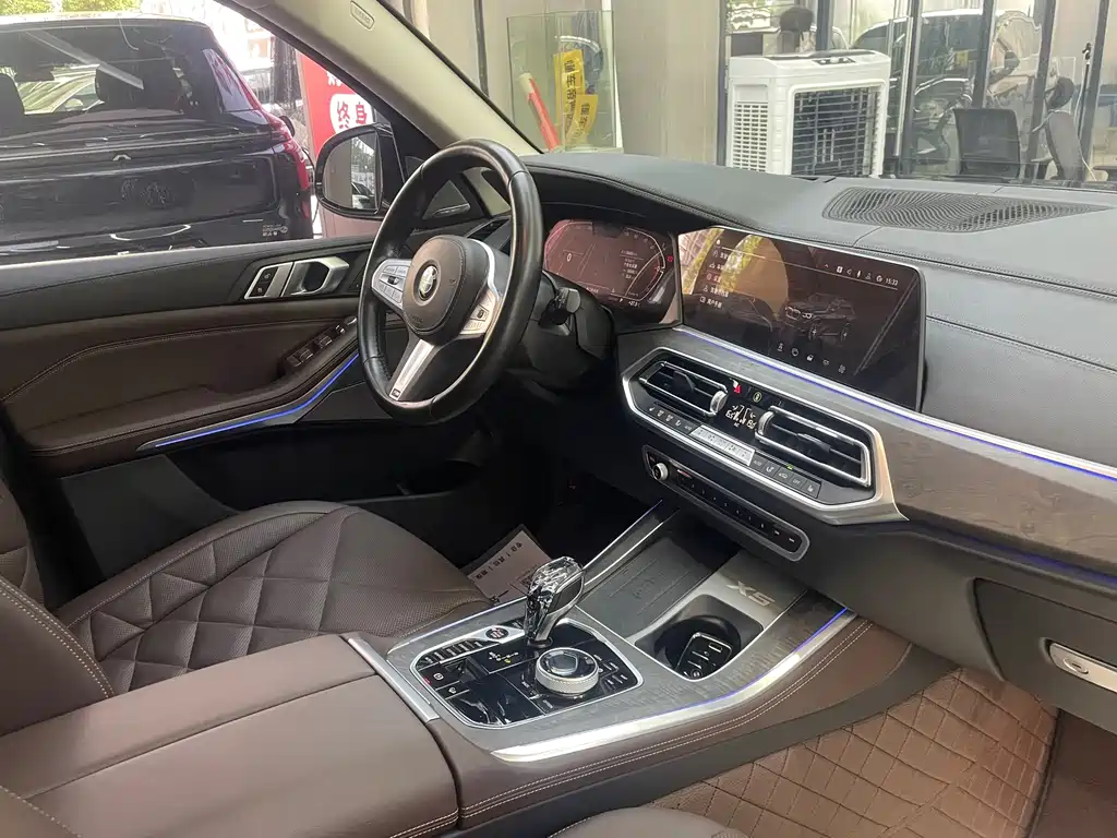 BMW X5 — миниатюра 16