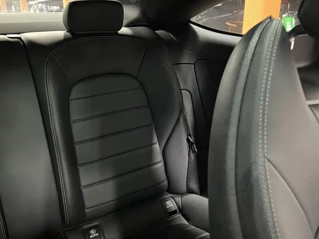 Mercedes-Benz C-Class (Import) — миниатюра 11