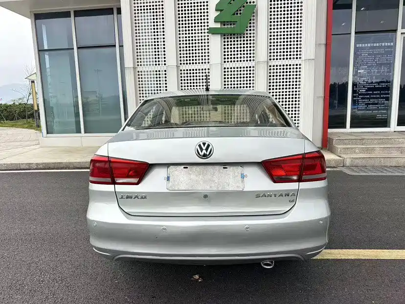 Volkswagen Santana — миниатюра 7