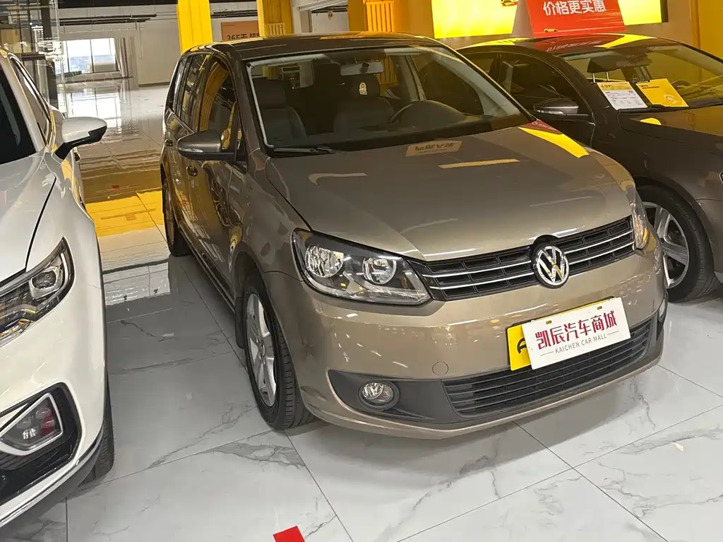 Volkswagen Touran — миниатюра 3