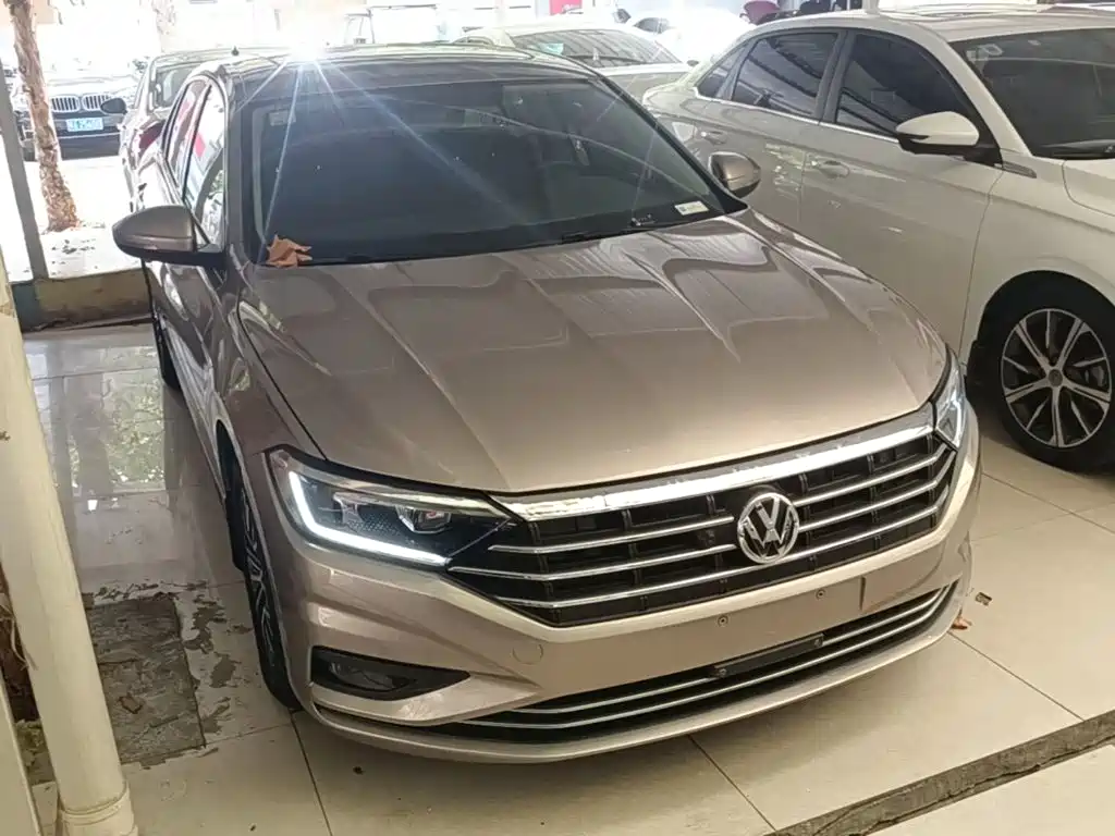 Volkswagen Sagitar — миниатюра 4