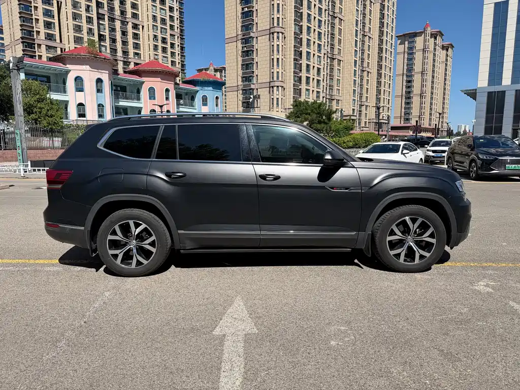 Volkswagen Teramont — миниатюра 8