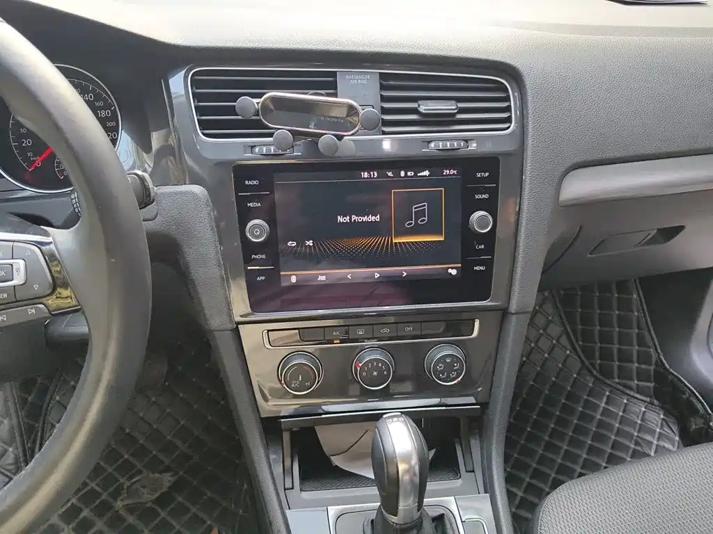 Volkswagen Golf (Import) — миниатюра 14