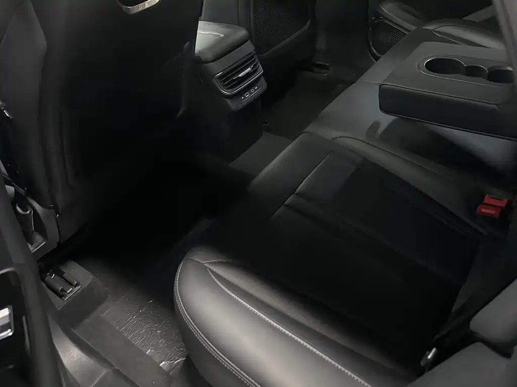 Hongqi Hongqi HS3 — миниатюра 6