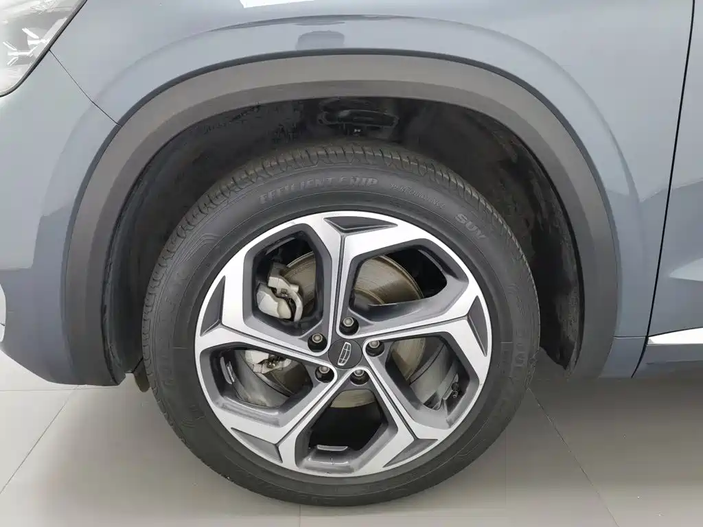 Geely Xingyue L — миниатюра 17