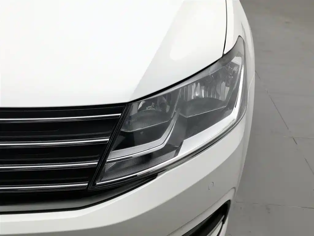 Volkswagen Gran Lavida 2017 180TSI DSG Comfort