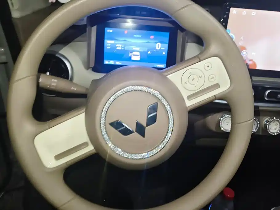Wuling MINIEV — миниатюра 15