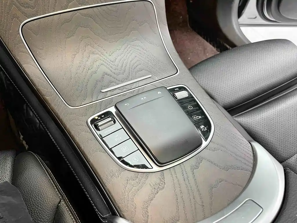 Mercedes-Benz GLC — миниатюра 17