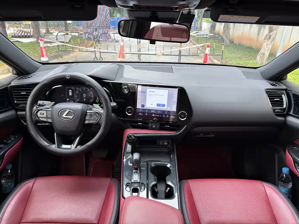 Lexus NX — миниатюра 29