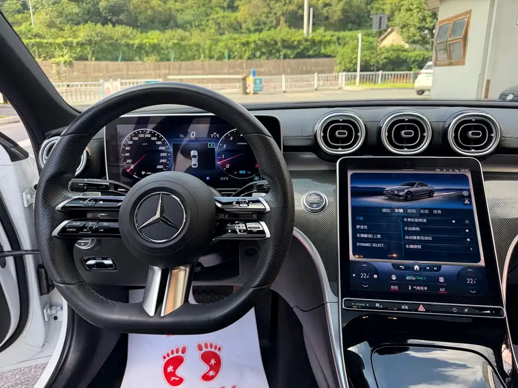 Mercedes-Benz C-Class — миниатюра 9