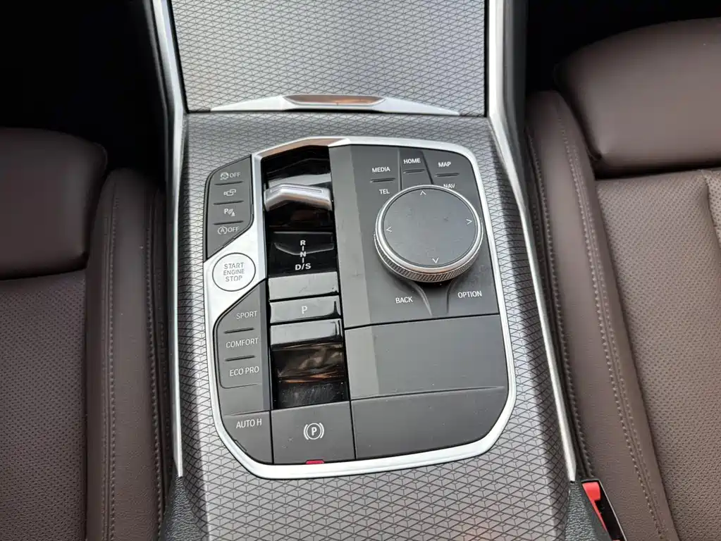BMW 3 Series — миниатюра 20