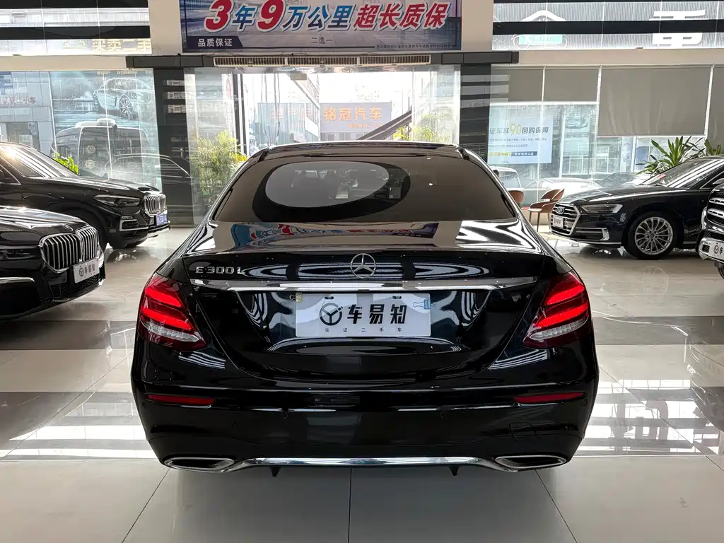 MERCEDES-BENZ E CLASS