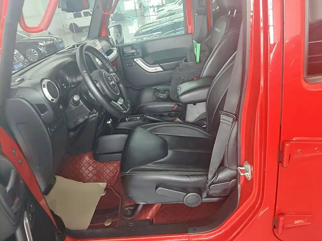 Jeep Wrangler — миниатюра 15
