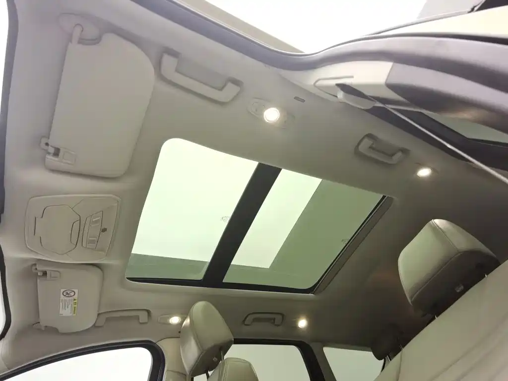 Ford Kuga — миниатюра 14