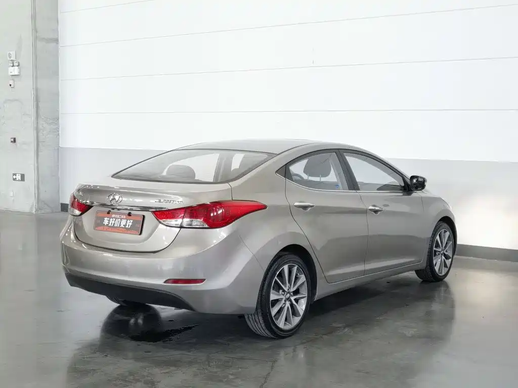 Hyundai Elantra Langdong — миниатюра 2