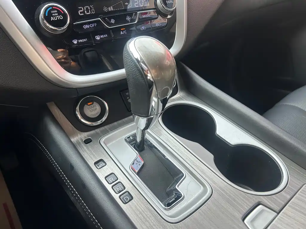Nissan Murano — миниатюра 14