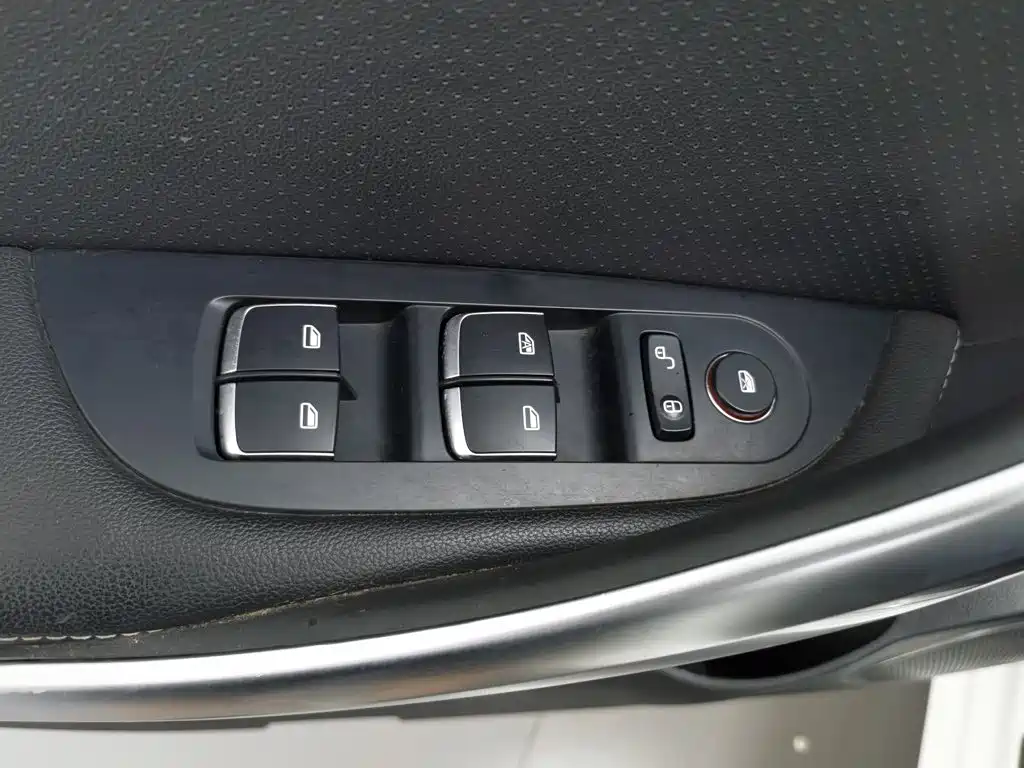 BYD Song — миниатюра 9