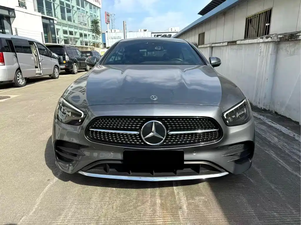 Mercedes-Benz E-Class (Import) — миниатюра 2