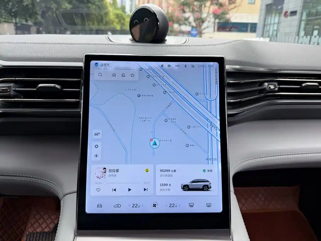 NIO ES6 — миниатюра 10