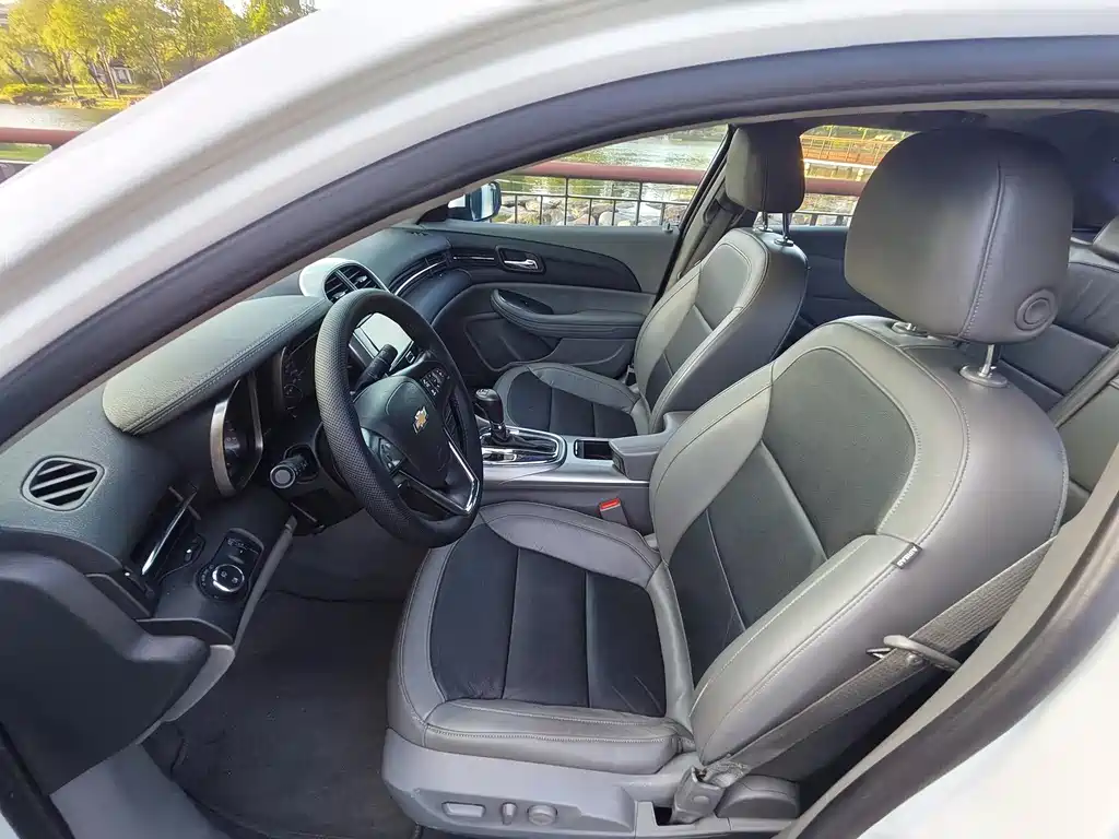 Chevrolet Malibu 2014 2.0L AT Luxury