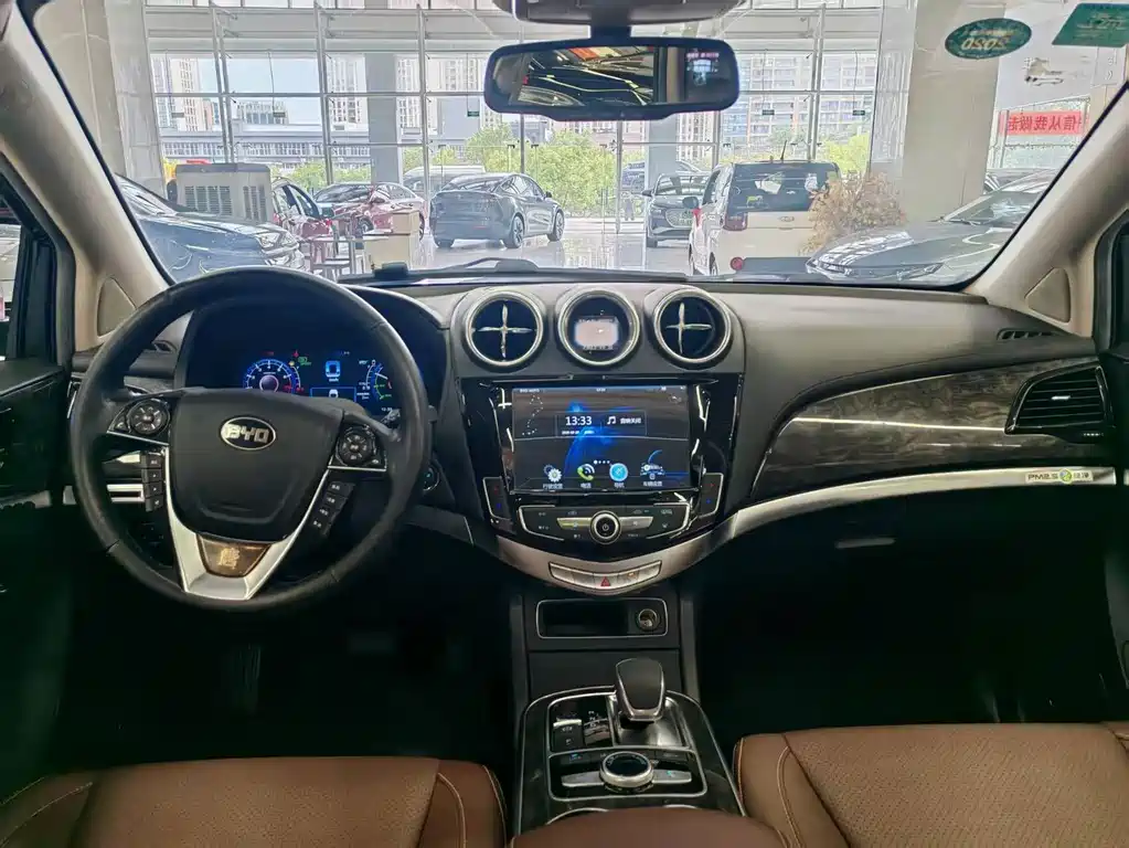 BYD Tang New Energy — миниатюра 12