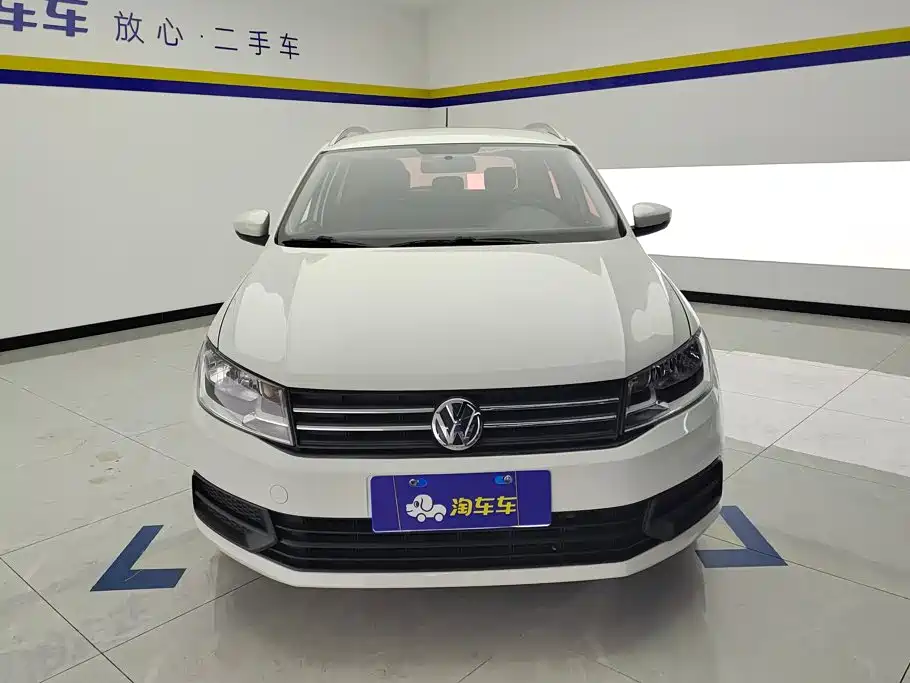 Volkswagen Santana — миниатюра 2