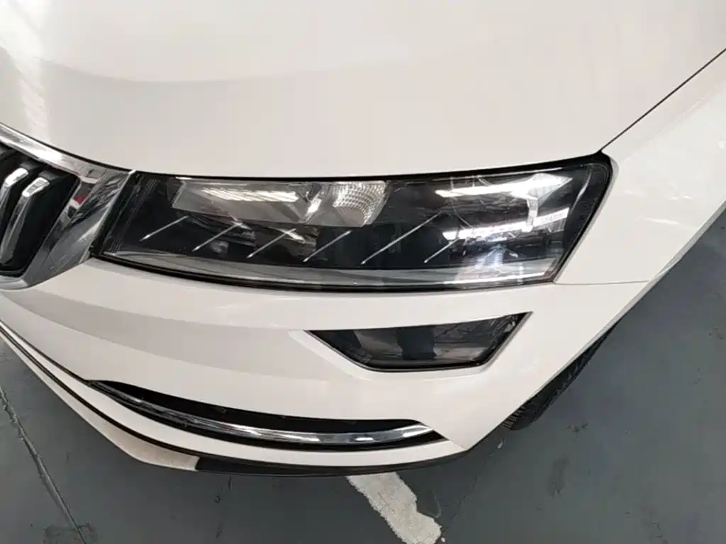Skoda Karoq — миниатюра 24