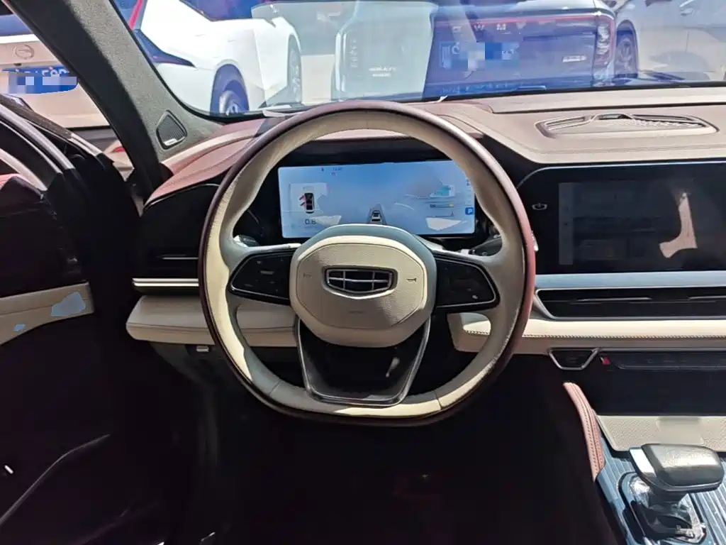 Geely Xingyue L — миниатюра 11