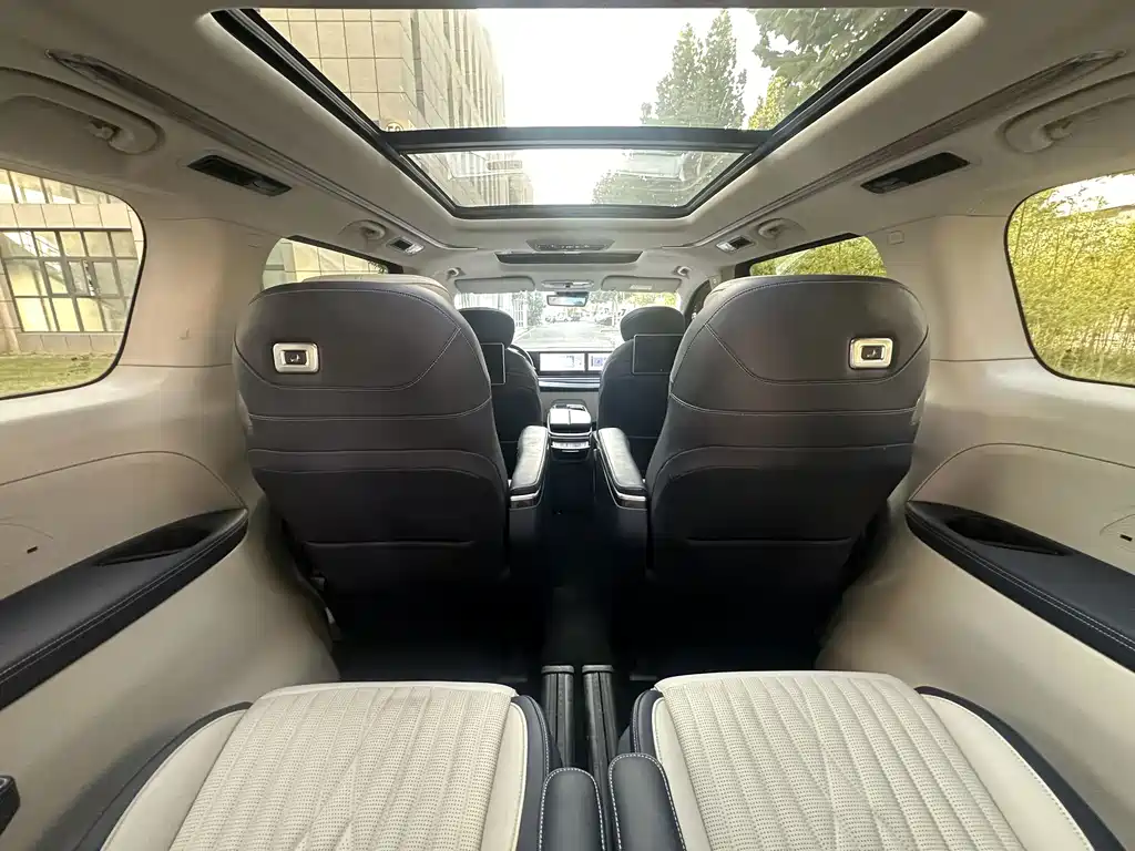 MAXUS G90 — миниатюра 20