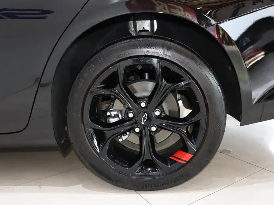 Chevrolet Malibu XL — миниатюра 20