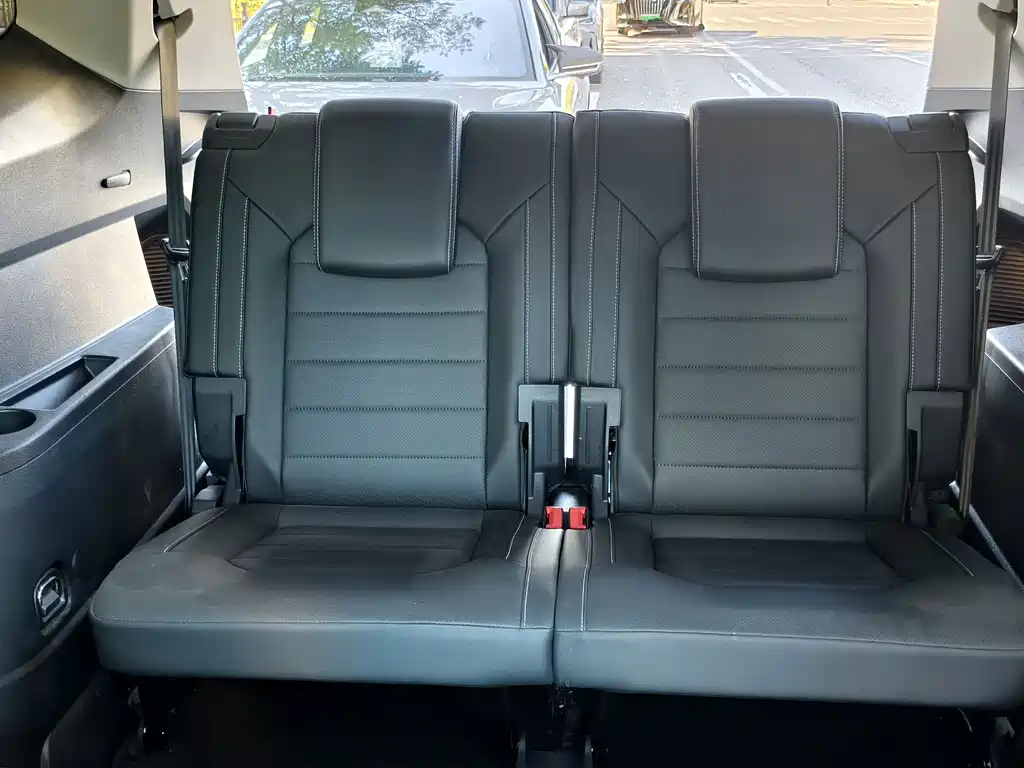 Volkswagen Teramont — миниатюра 15