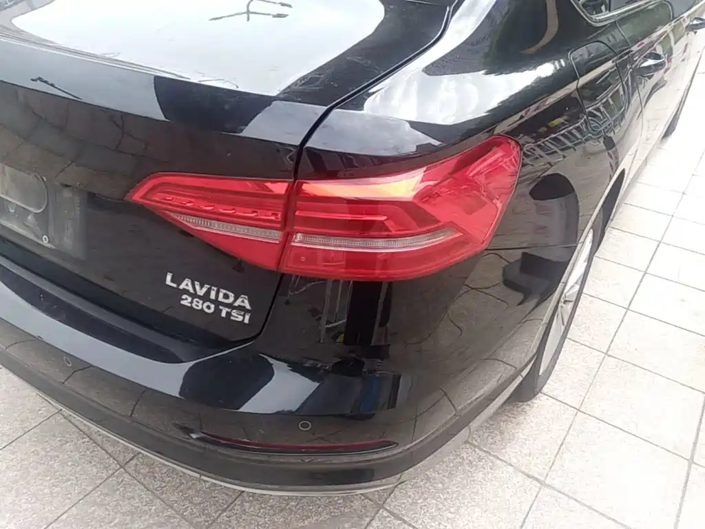 Volkswagen Lavida — миниатюра 8