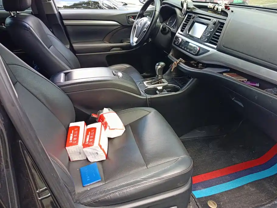 Toyota Highlander — миниатюра 8