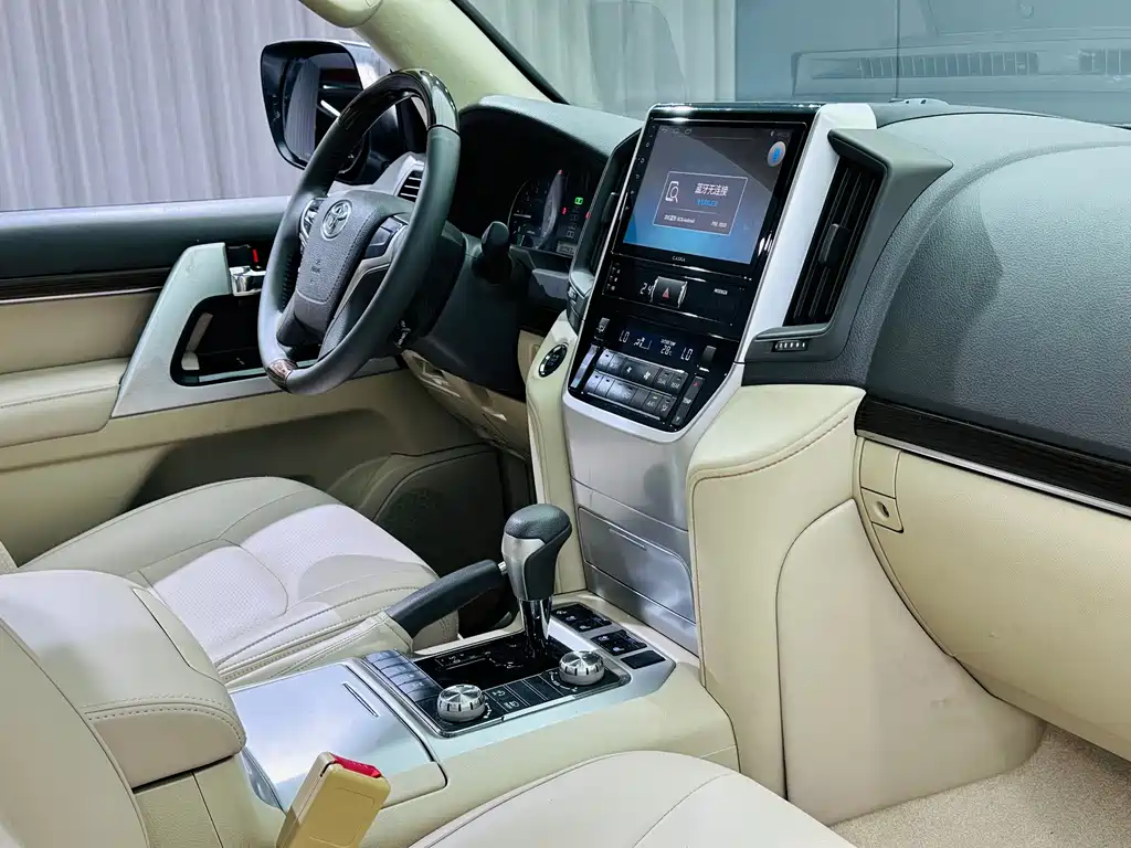 Toyota Land Cruiser — миниатюра 26