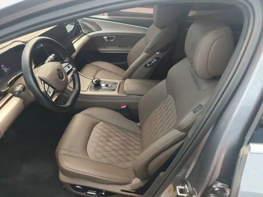 BYD Han — миниатюра 15