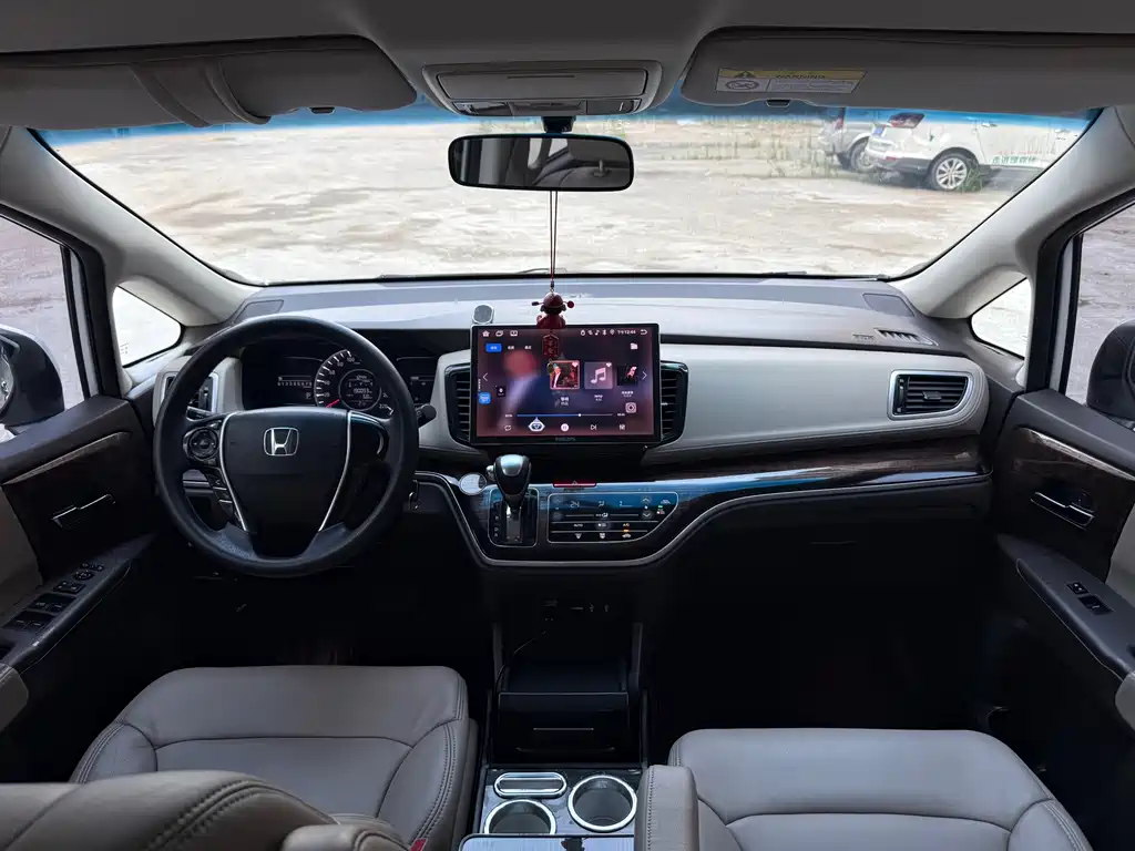 Honda Odyssey — миниатюра 17