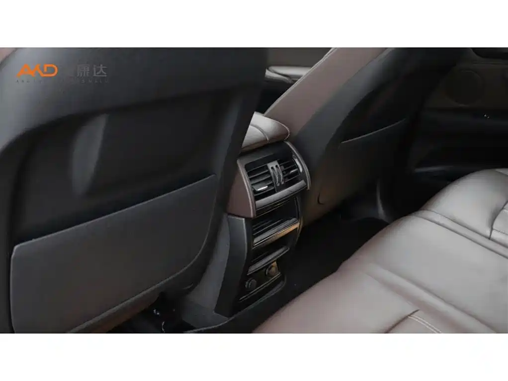 BMW X5 (Import) — миниатюра 9