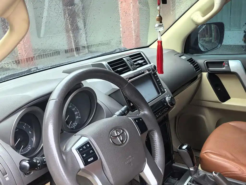 Toyota Prado (Import) — миниатюра 10