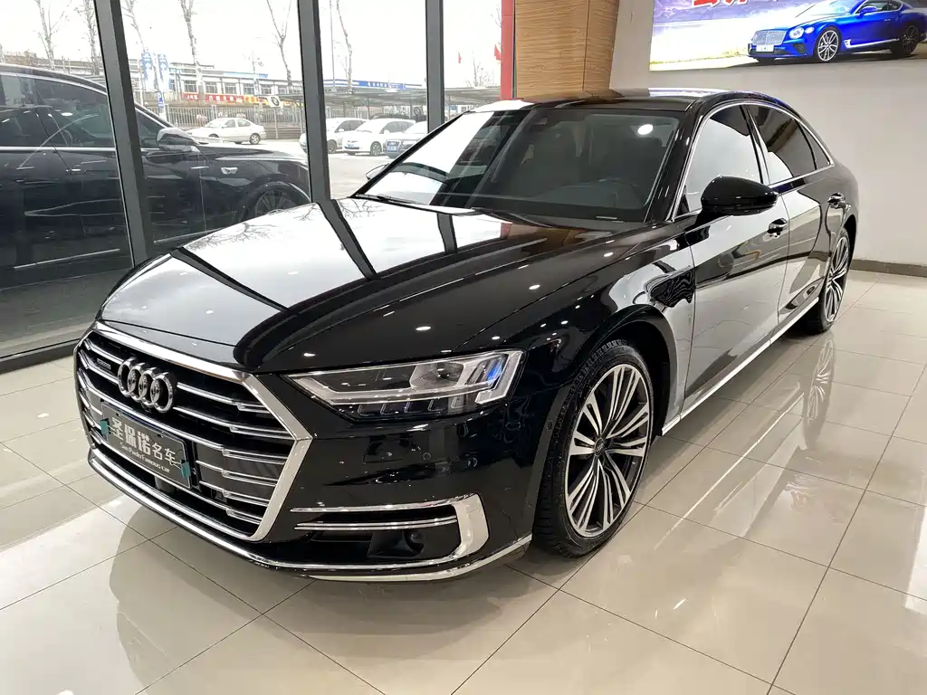Audi A8 2022