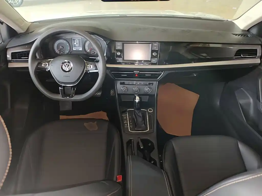 Volkswagen Lavida — миниатюра 10