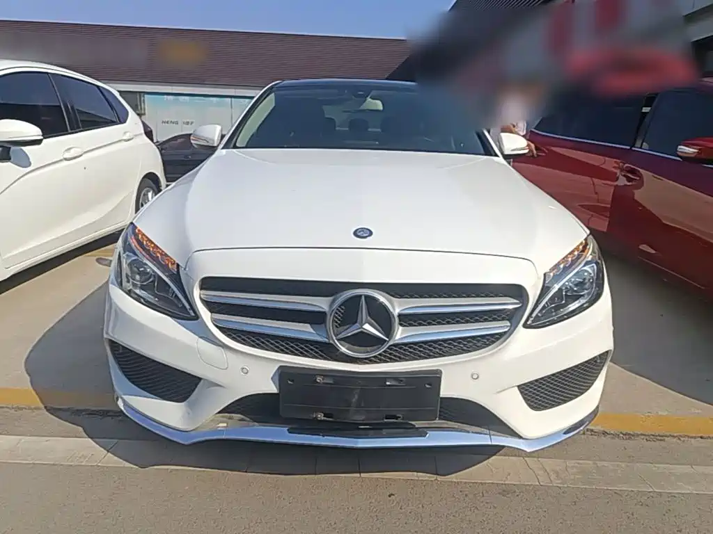 Mercedes-Benz C-Class — миниатюра 3