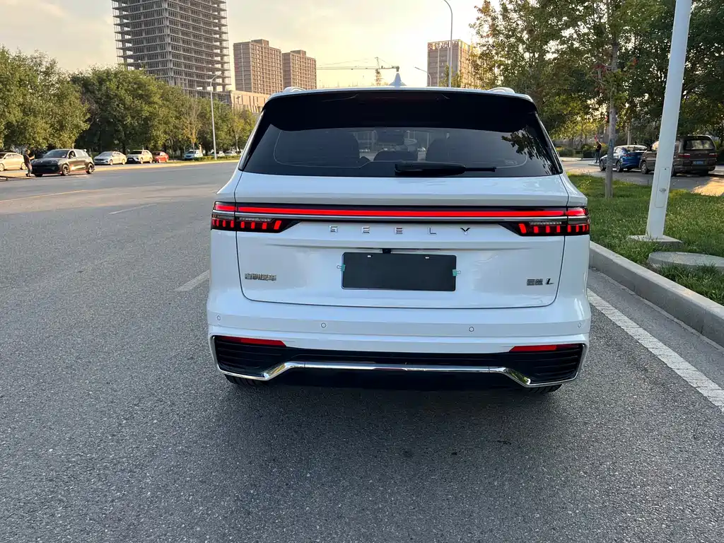 Geely Xingyue L — миниатюра 17